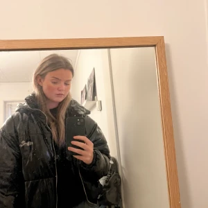 Ellesse strl 38 - I nyskick. Säljer då den inte kommer till användning längre🥰