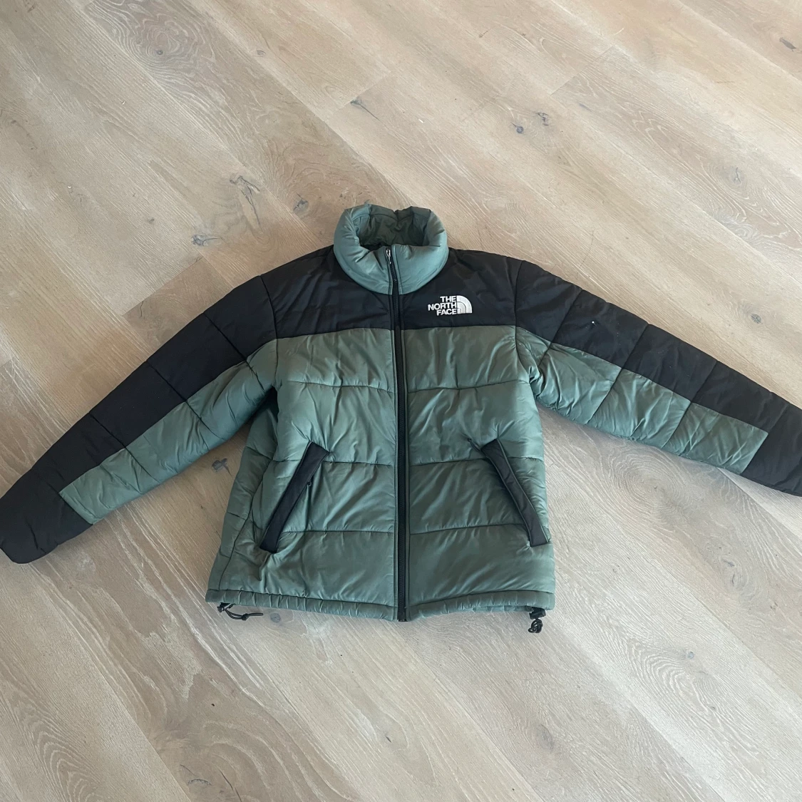 North Face puffer jacket  - 90