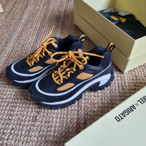 Axel arigato x cat strl 38 - Axel arigato x cat i nyskick, 10/10