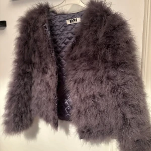 Pälsjacka från DM - Använd max 1-2 ggr