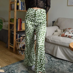 Cider byxor stl S - Byxor från Cider -stl S aldrig använda 