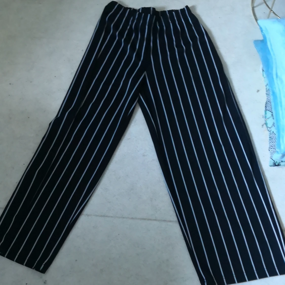 Mywear woman storlek M  randiga byxor