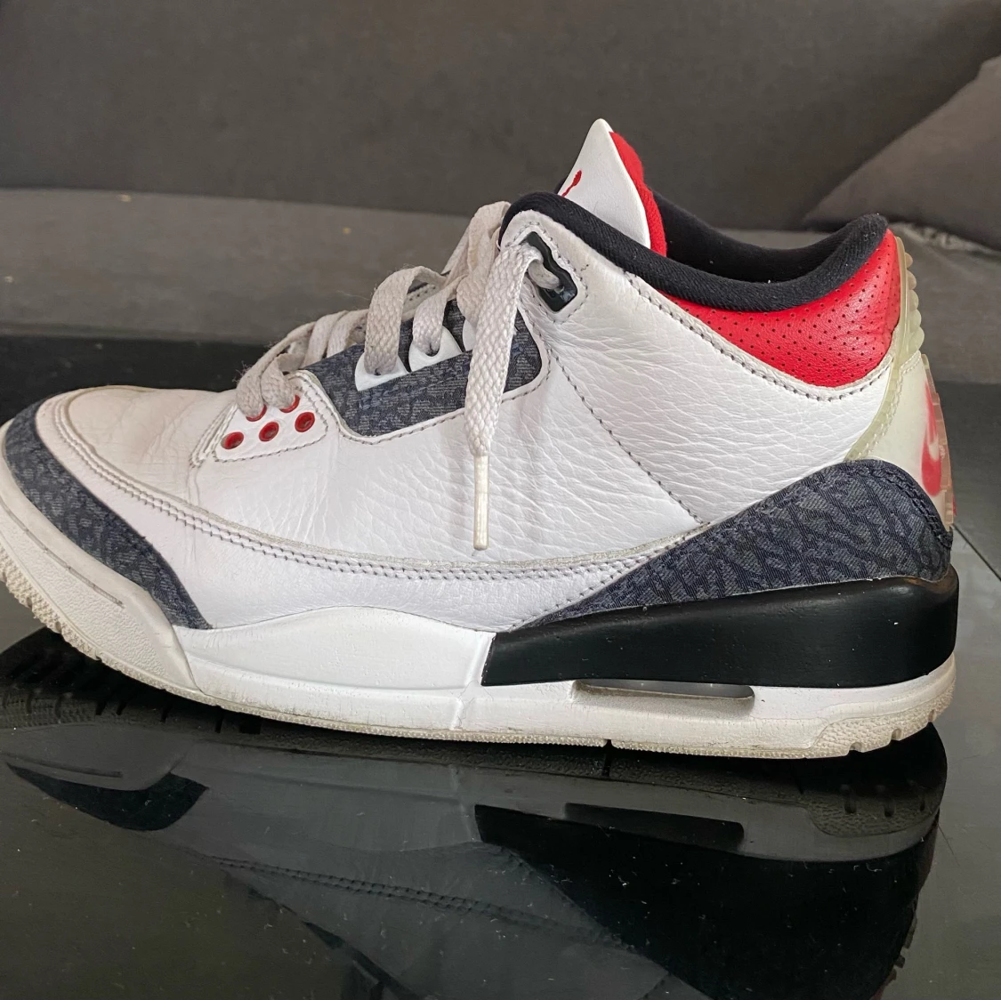 Air Jordan 3 Fire Red Denim (2020) - 90