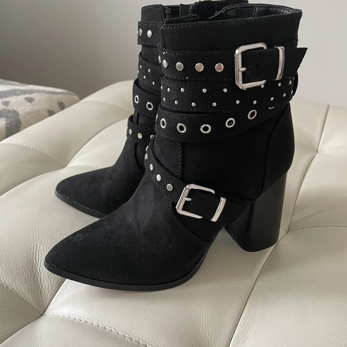 Nya stövletter stl 36