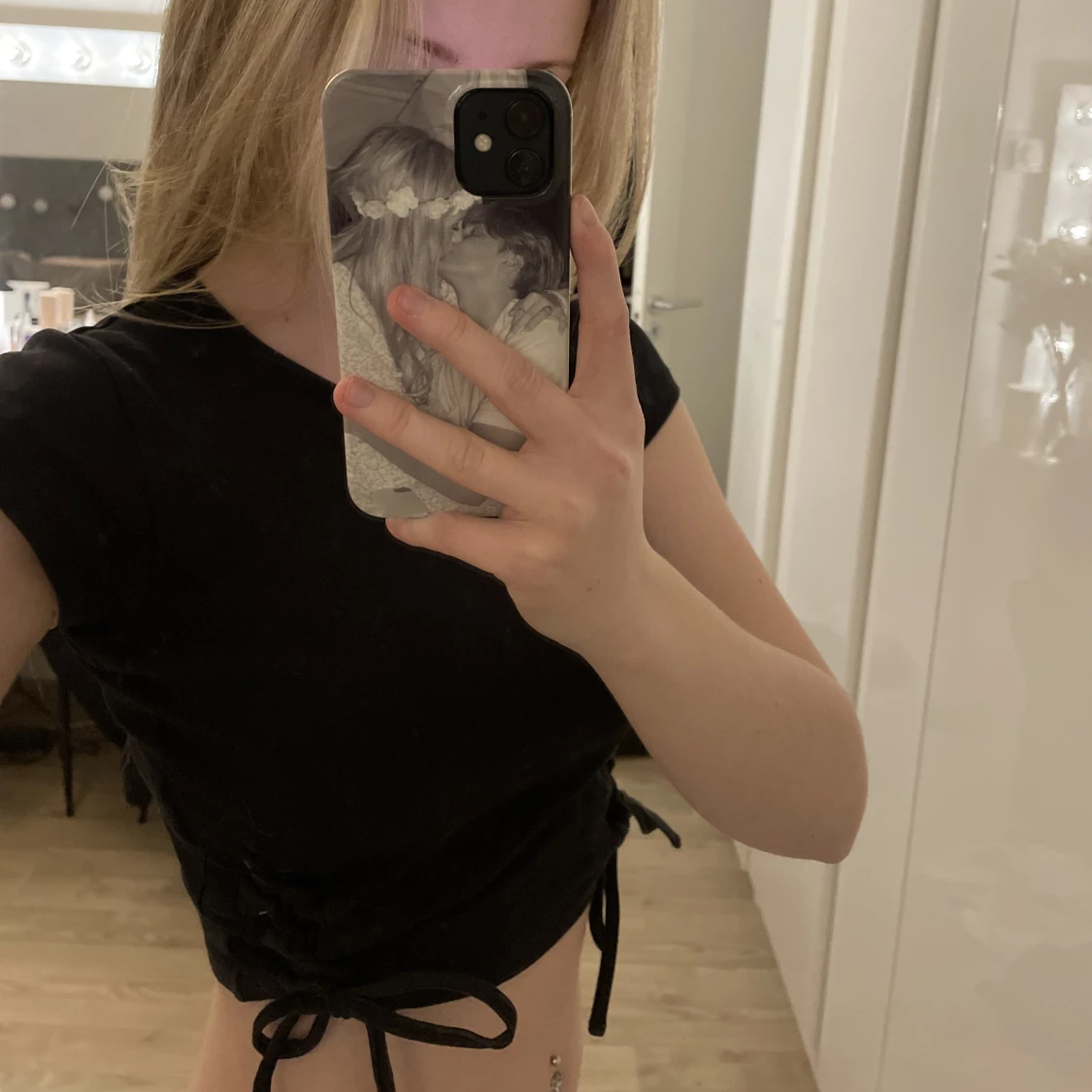 Svart kortärmad tröja