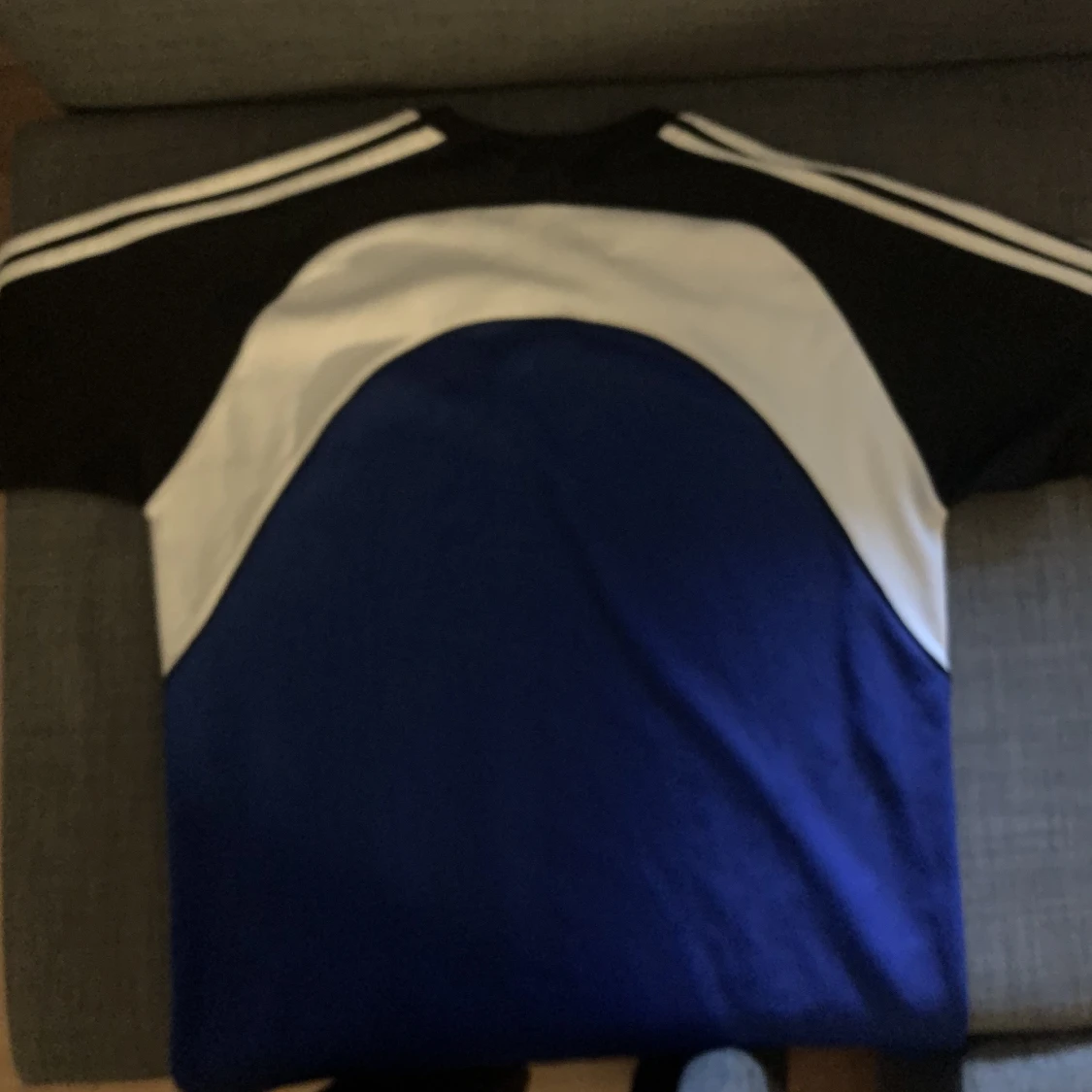Adidas träningströja - 90