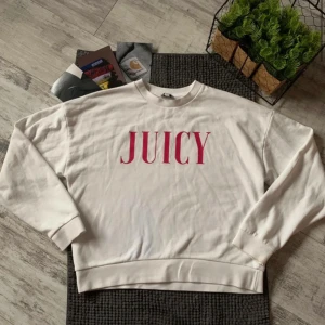 Juicy sweatshirt - En tröja i bra skick. 