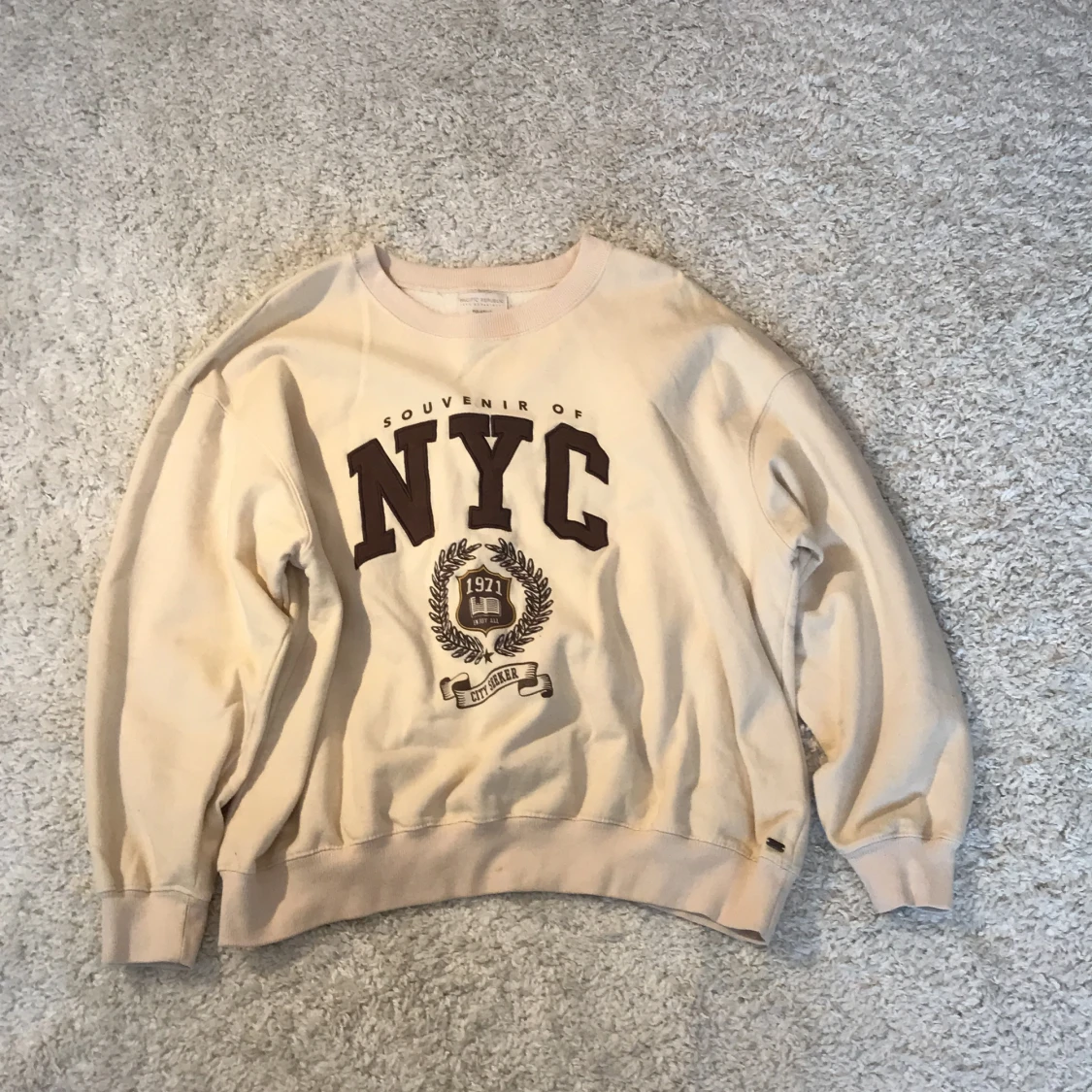 Beige pull & bear sweatshirt - 90