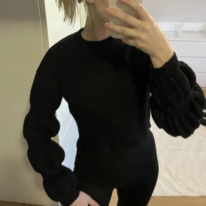 Stickad tröja - Stickad tröja från NA-KD i storlek xxs 