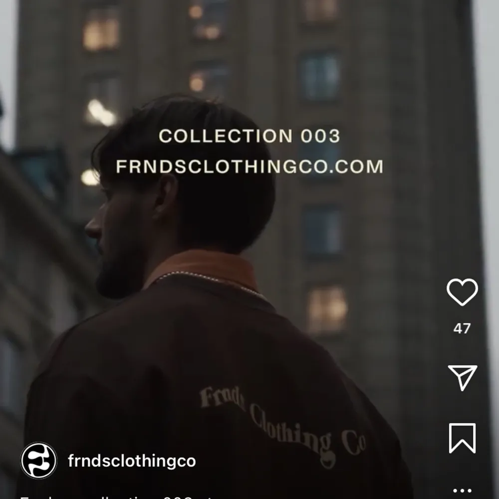 En sjukt fin sweatshirt från det Stockholmsbaserade bolaget Frnds clothing. Tröjan är i storlek L och är i ett mycket bra skick. . Tröjor & Koftor.