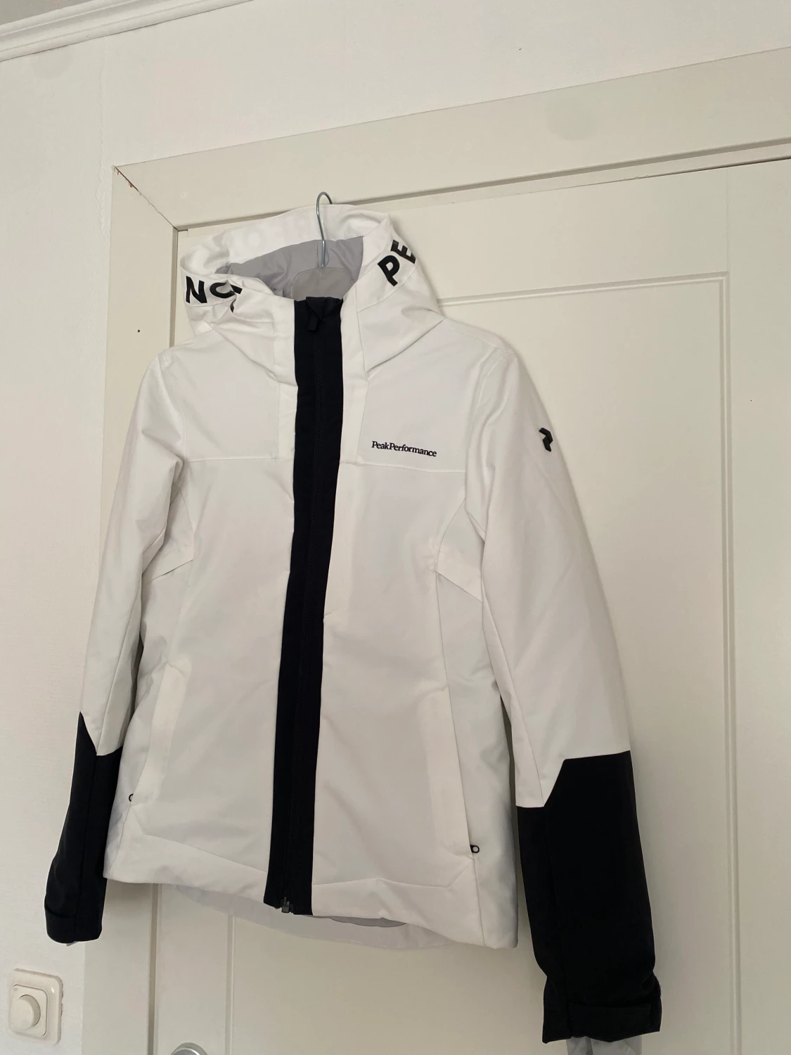 Skidjacka från Peak Performance