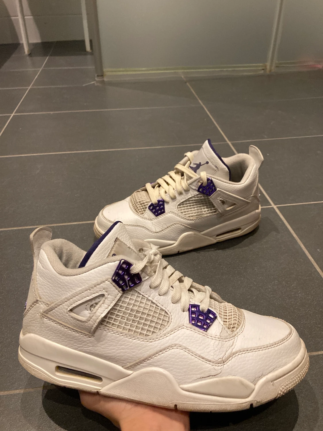 Jordan 4 metallic purple