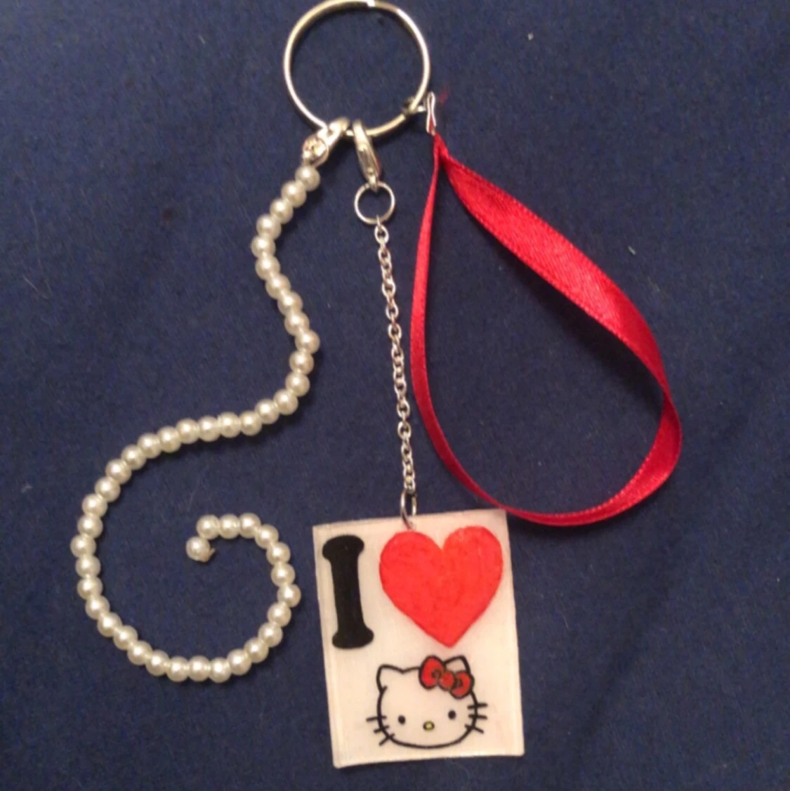 I ❤️hello kitty nyckelring <3