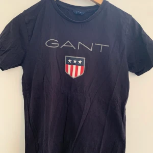 Gant t-shirt - Blå gant t-shirt.väldigt bra 