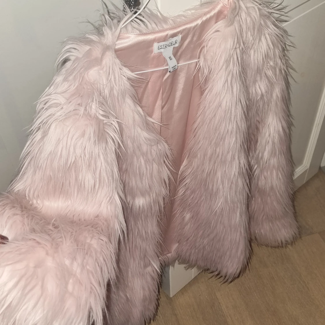 Jacka Estradrur for Nelly - 90