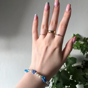 Armband  - Armband - valbara färger till designen, 39kr/st med frakten inräknat🤍