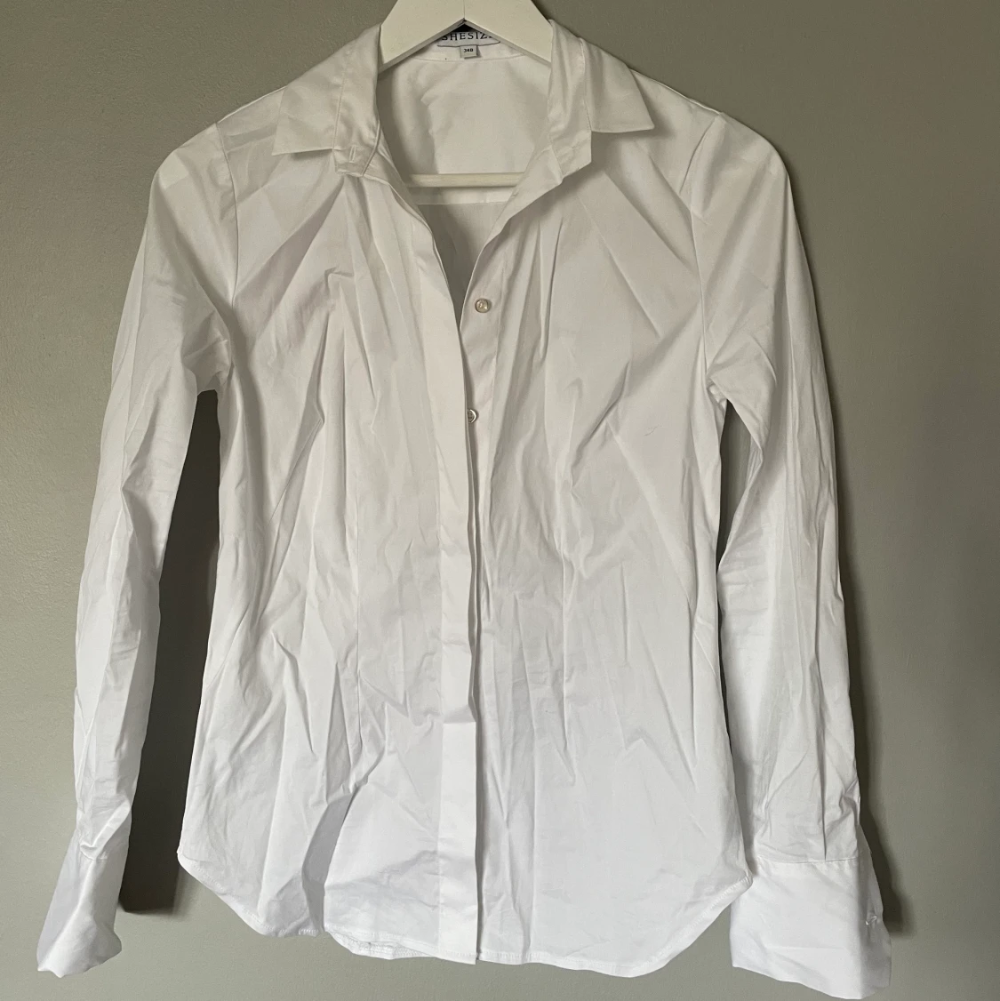 Figursydd skjorta 34B - 90