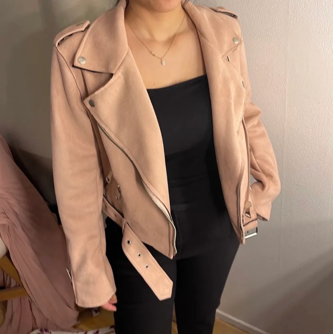 Rosa Bikerjacka i mocka/suede 