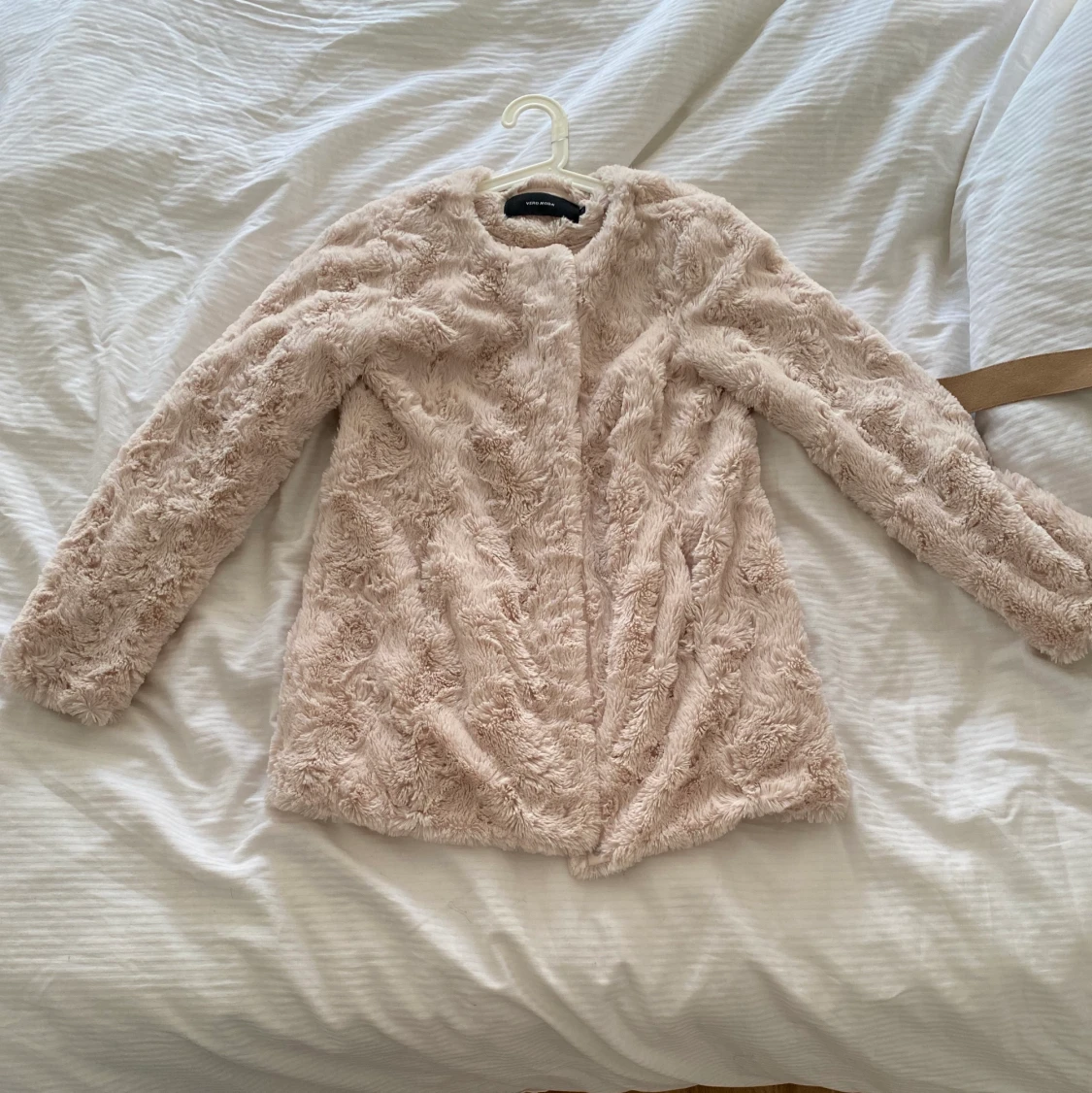 Fluffig jacka från vero moda