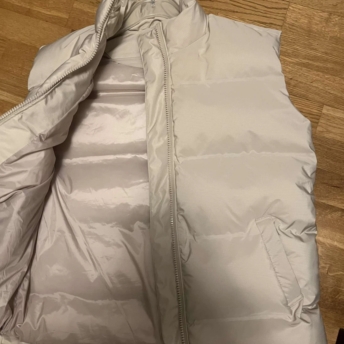 Oversize beige väst - 90