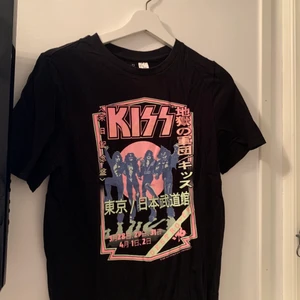 T-shirt  - T-shirt med tryck