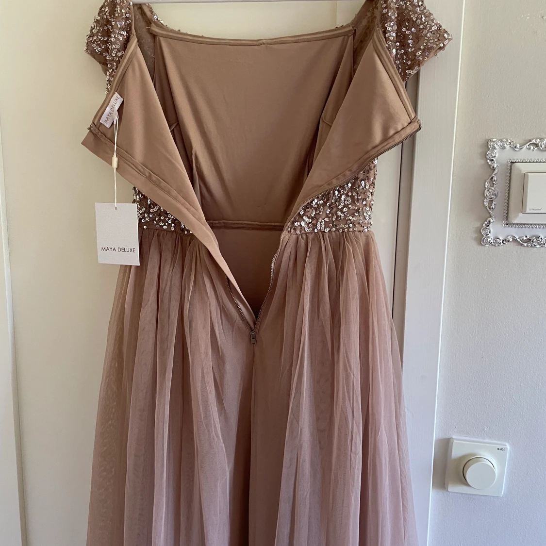 Fest klänning beige/rosa - 90