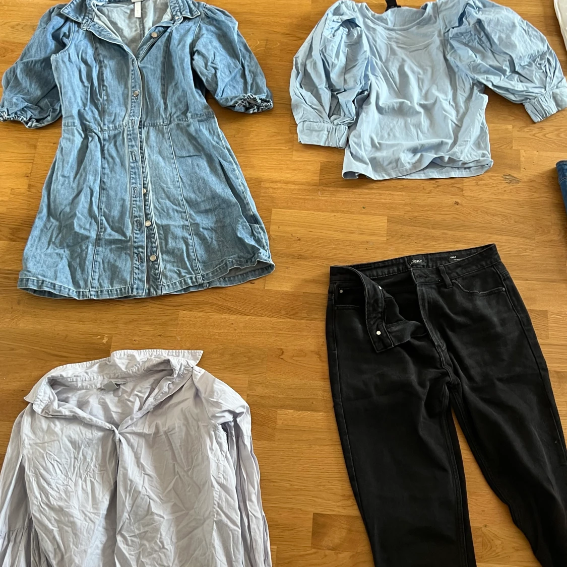 Kläder 49kr styck! - 91