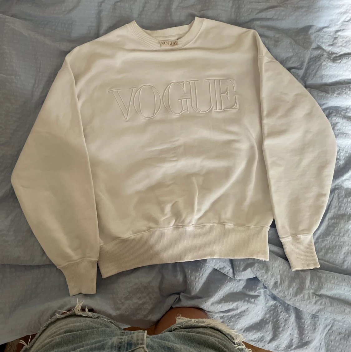 Vogue sweatshirt  - 91
