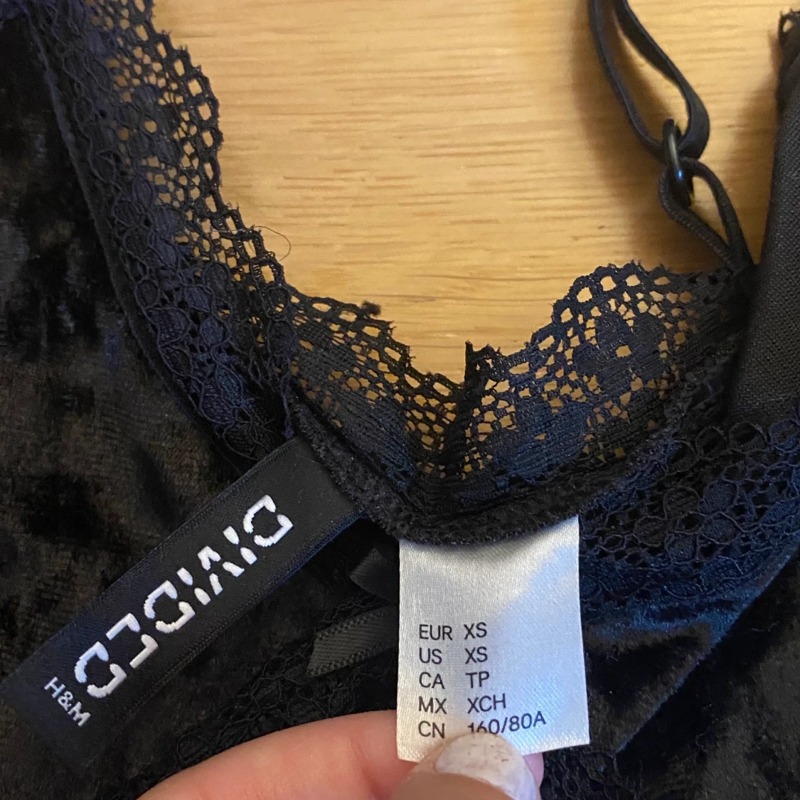 svart klänning i sammet! - 90