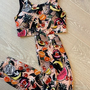 Stronger set - Säjer detta fina stronger set då det inte kommer till användning, jättefint skick 🙌🙌kontakta för fler bilder eller frågor 💗