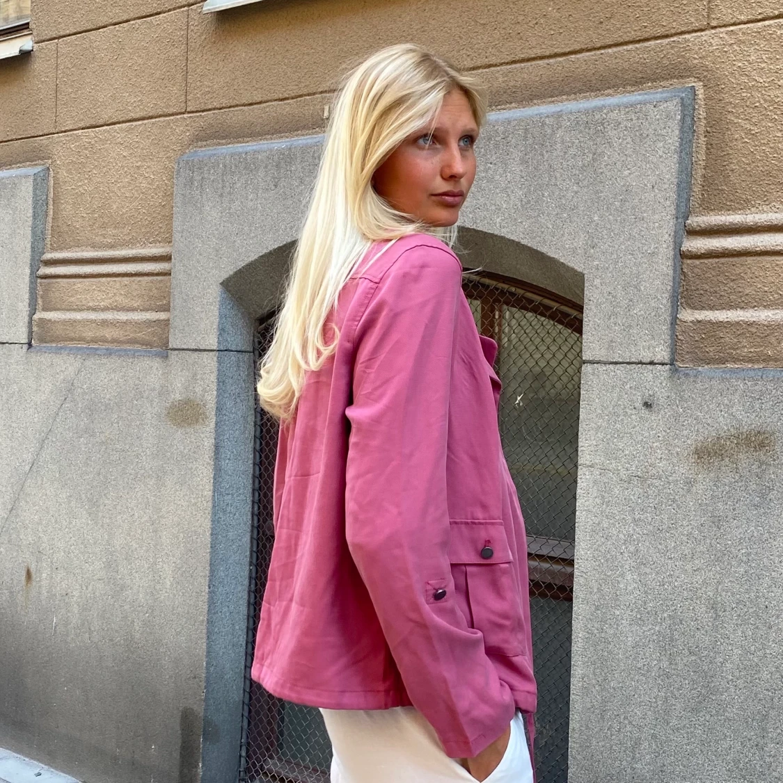 Rosa tunn jacka - 90