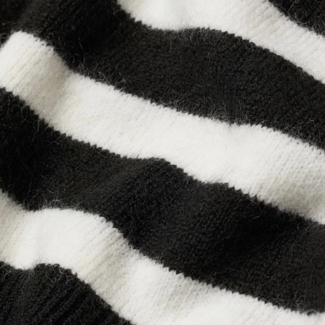 Stickad tröja  - 90