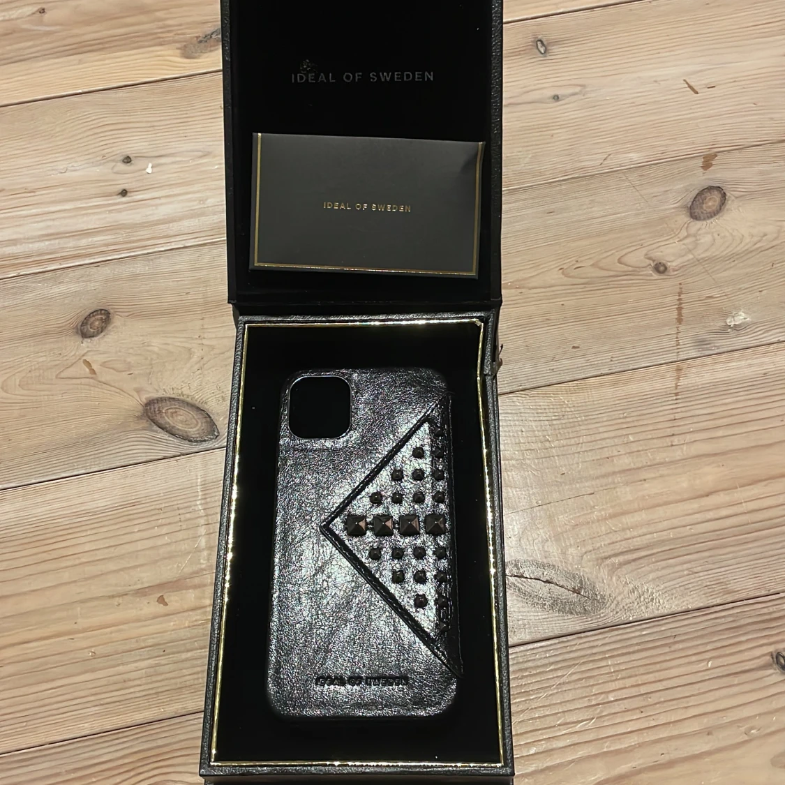 Ideal of Sweden mobilskal