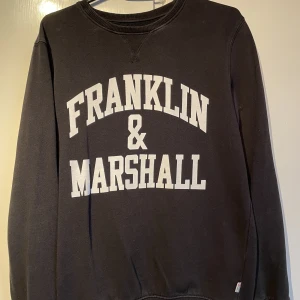 Franklin & Marshall tröja - Franklin & Marshall tröja.  15-16 år - precis som S i storlek.  