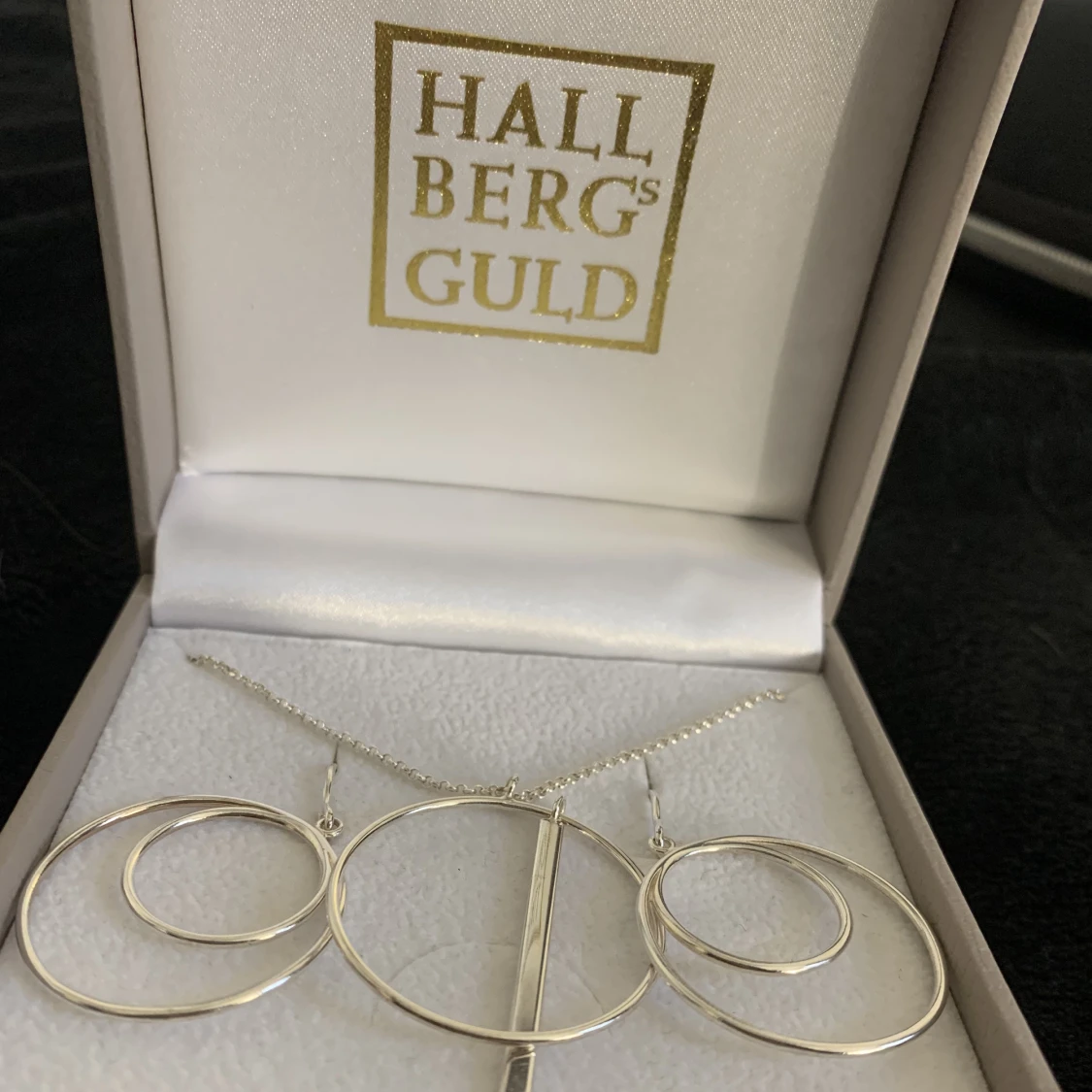 Smyckeset Hallbergs guld  - 90