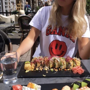 Ganni tröja - Kommer inte till användning (den är inte såld) 