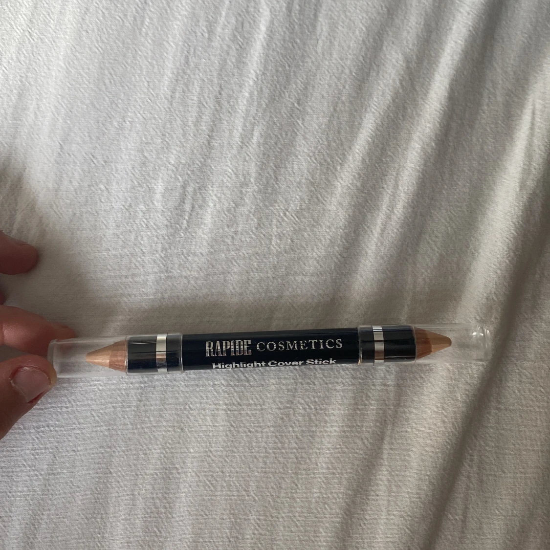 Highlight cover stick