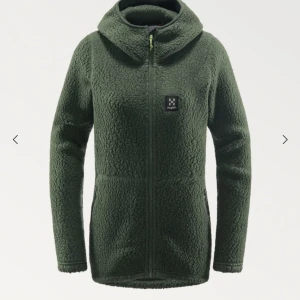 Pile Hood - Säljer min Pile Hood hoodie från Haglöfs, endast använd en gång! 