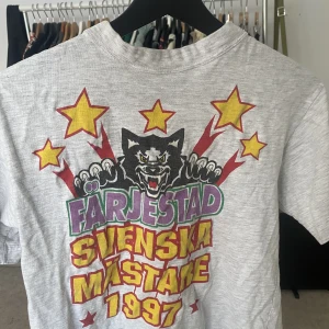 Färjestad - Skitsnygg retro Färjestadstisha, bra skick 