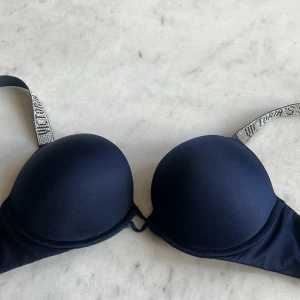 Victoria Secret bh - Typ oanvänd o jättefin💗frakt tillkommer 