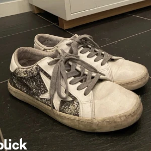 Skor - Snygga skor från zalando! Använda men okej skick 🙌🏼