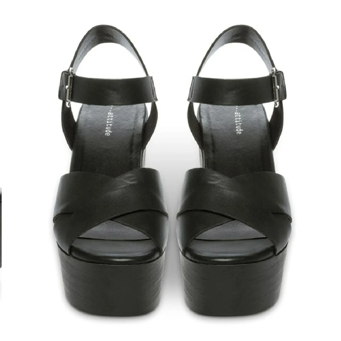 Svarta platåskor (sandaletter) i st 39 - 90