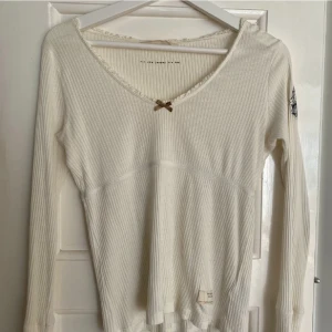 odd molly - en odd molly tröja som inte kommer till anvön och är i nyskick 