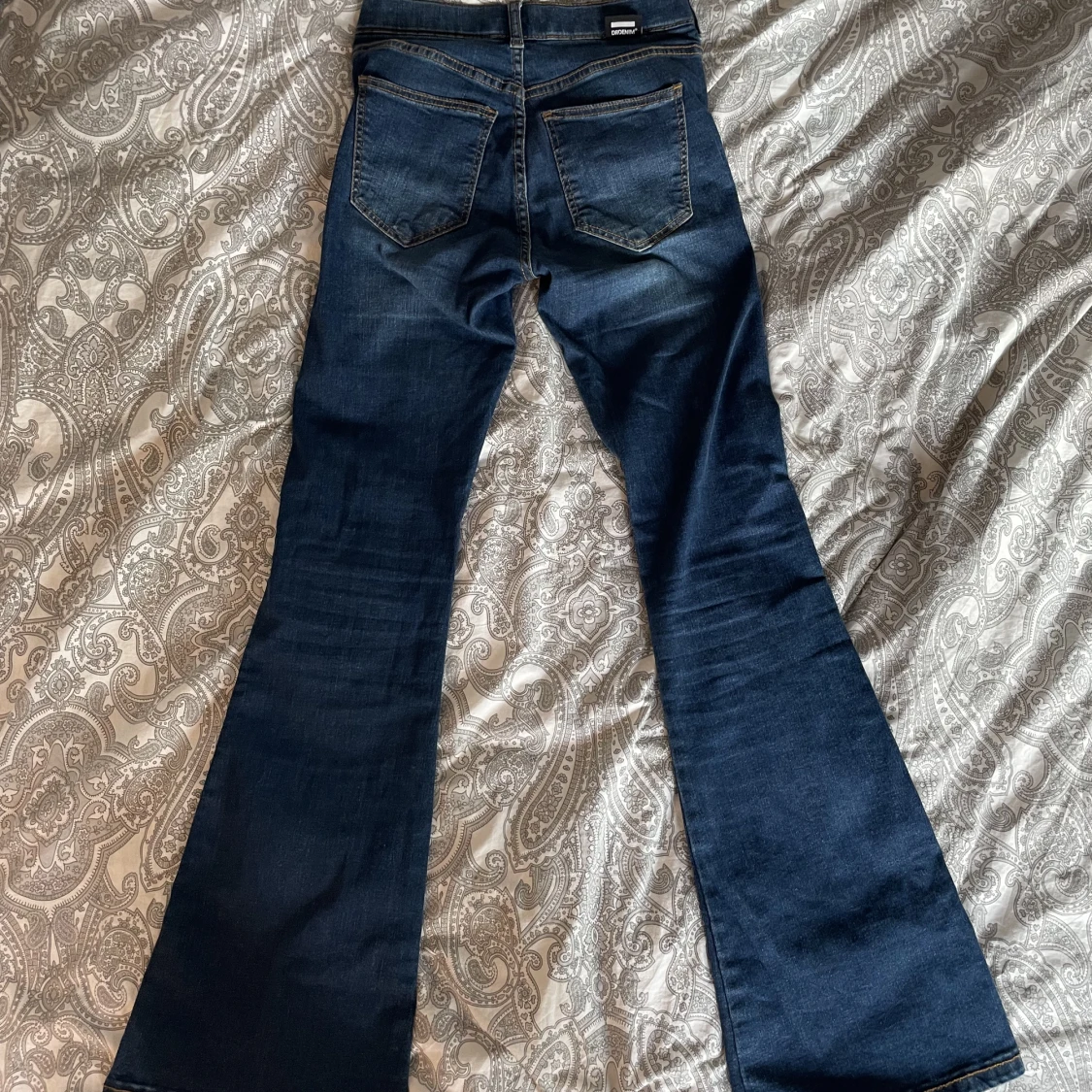 Mörkblå bootcut jeans mid rise - 90