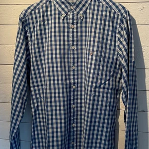 Gant skjorta  - Rutig Gant skjorta storlek L