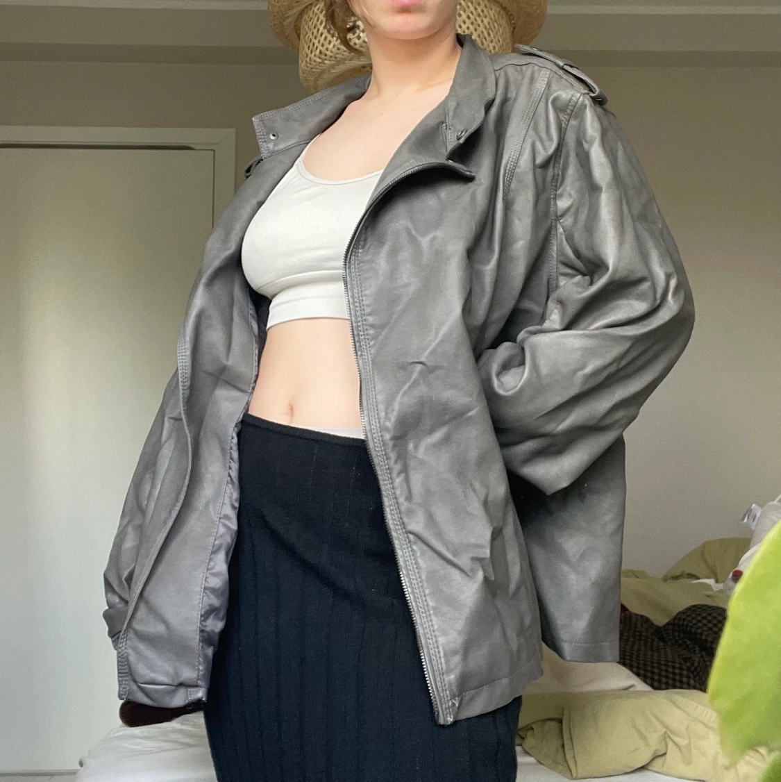 Grå skinnjaka strl L? - 91