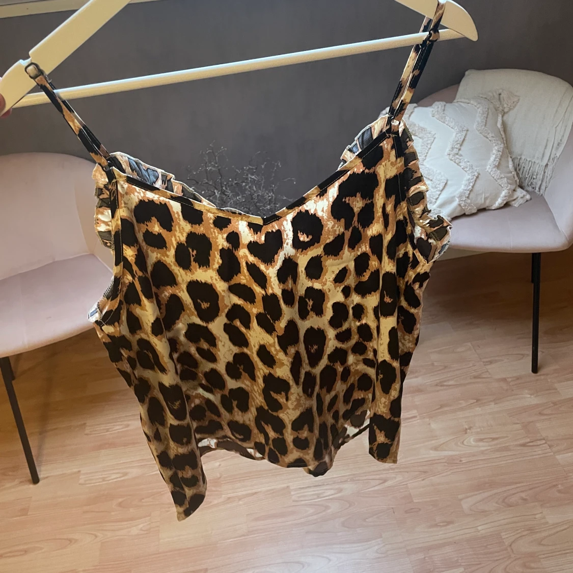 Leopard-linne stl L - 90