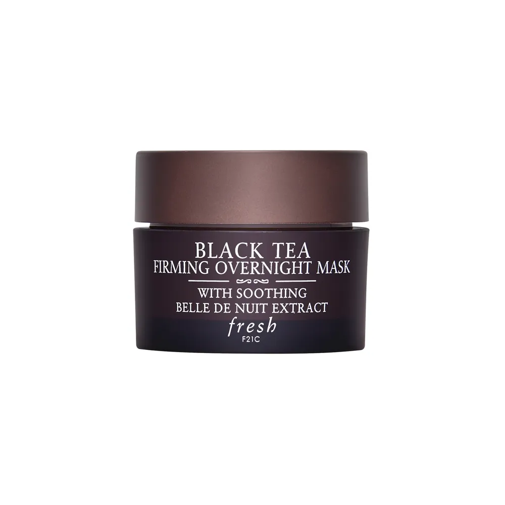 Helt ny ansiktsmask från black tea, hjälper din hud så den blir len och fin! Nypris 249, säljer för 119kr🫶🏼. Övrigt.