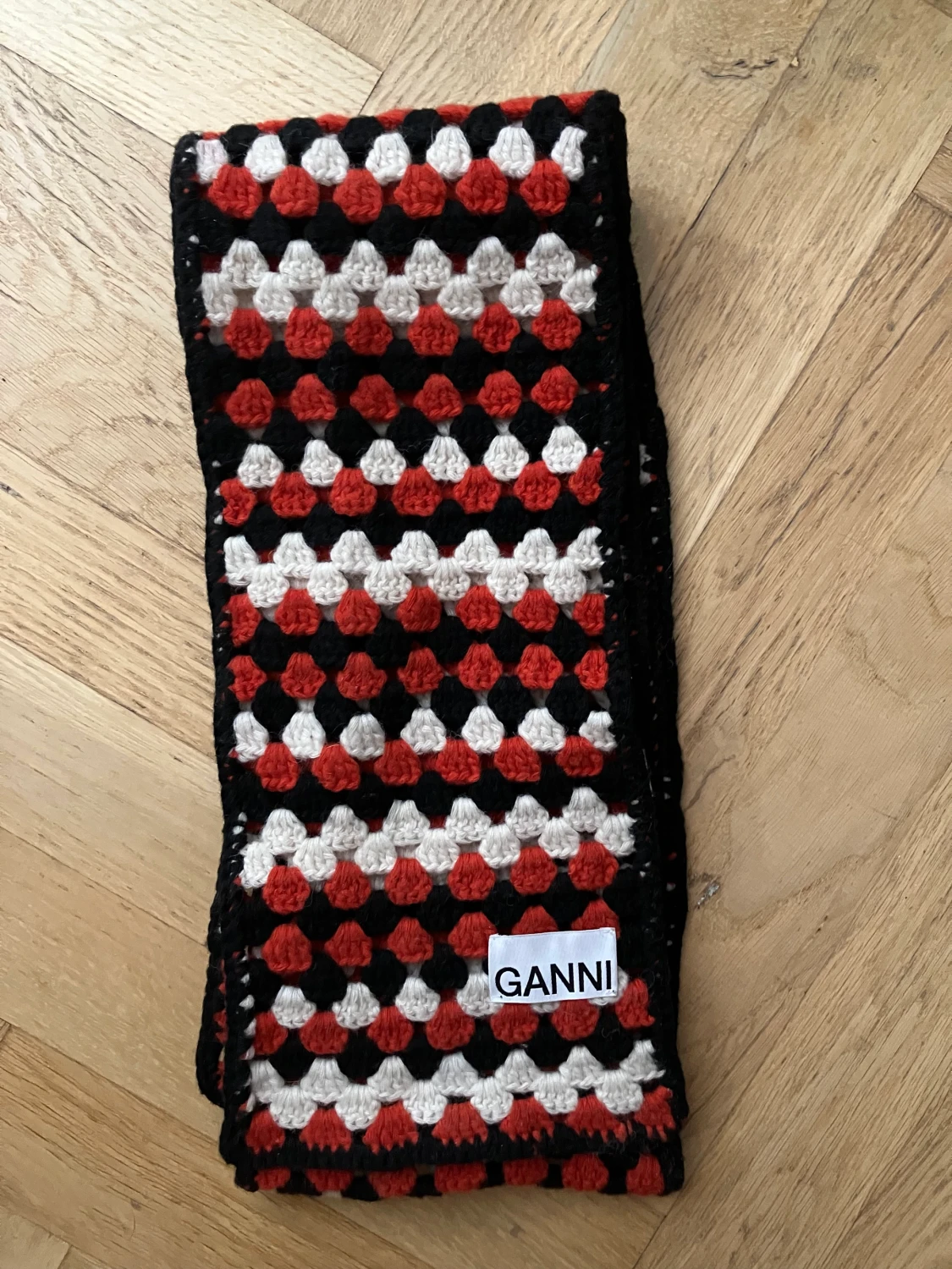 Virkad halsduk GANNI - 90