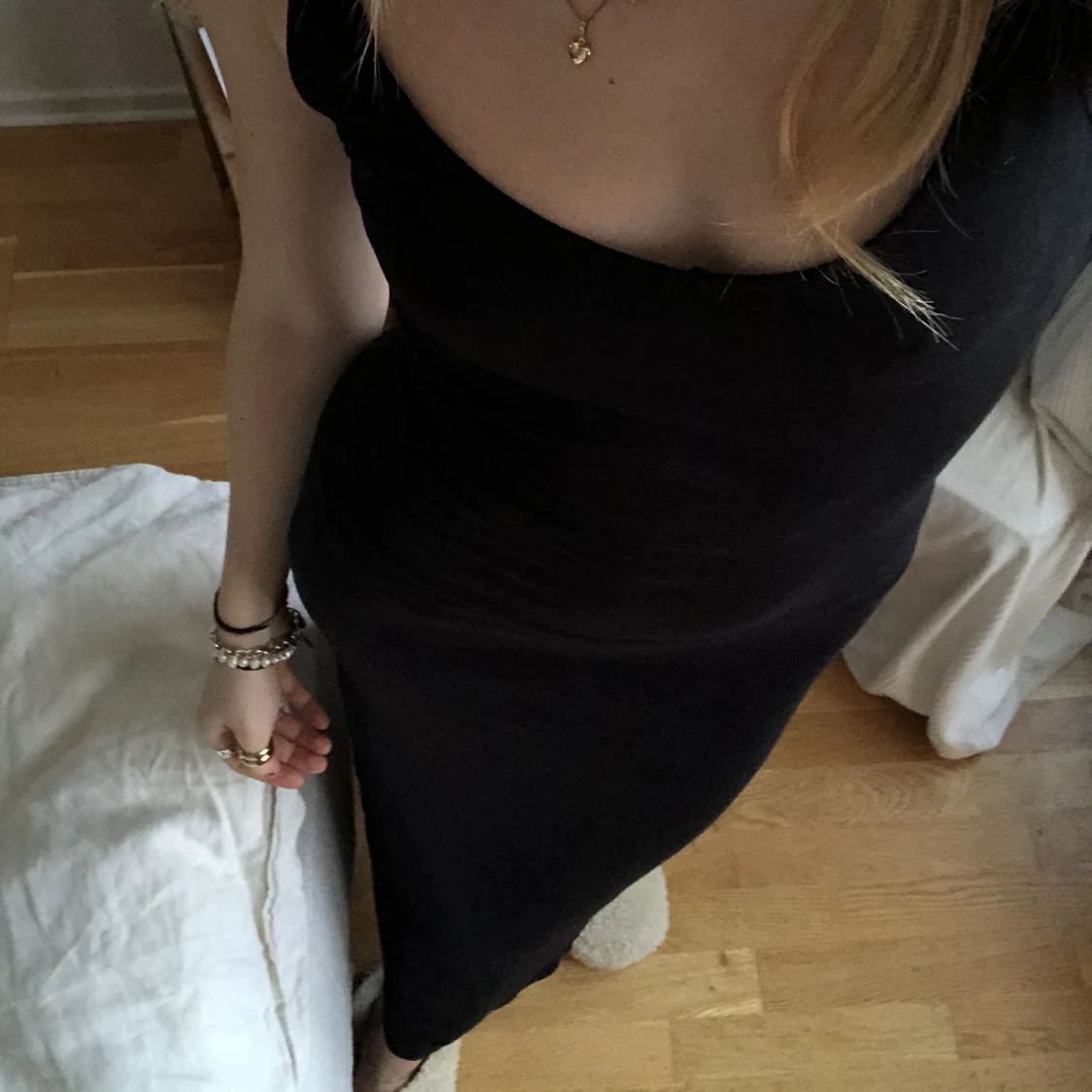 SVART MAXI KLÄNNING - 91